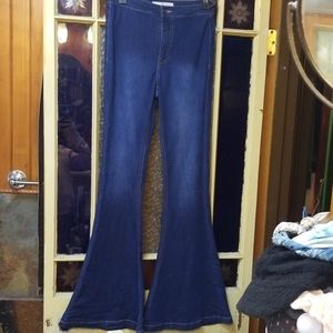 Jeans Bell Bottoms